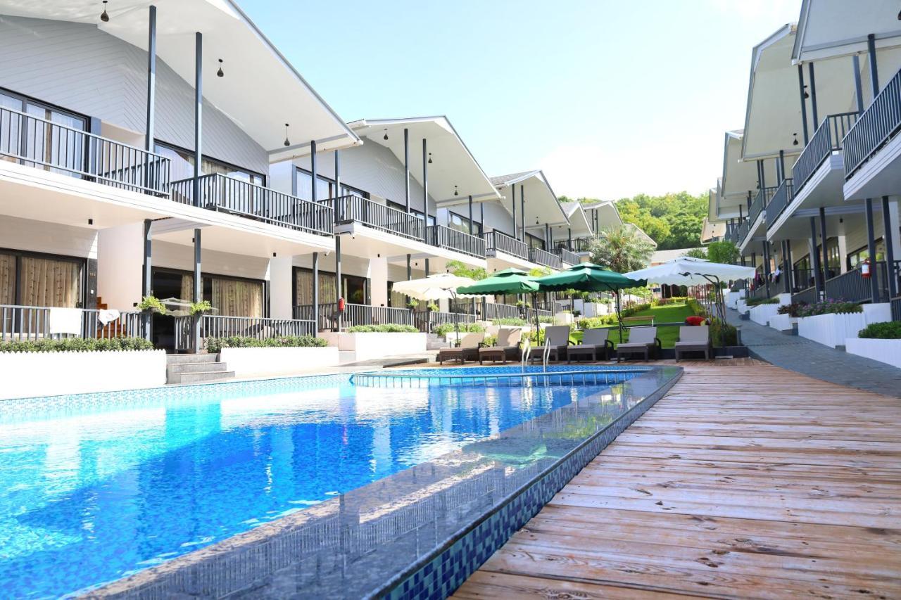 Oralia Resort Ashvem Beach ภายนอก รูปภาพ