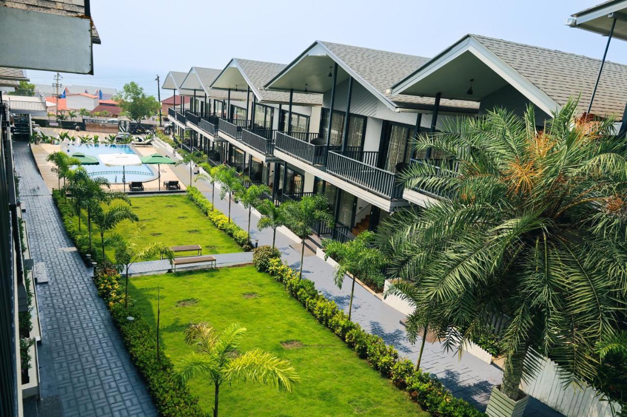 Oralia Resort Ashvem Beach ภายนอก รูปภาพ