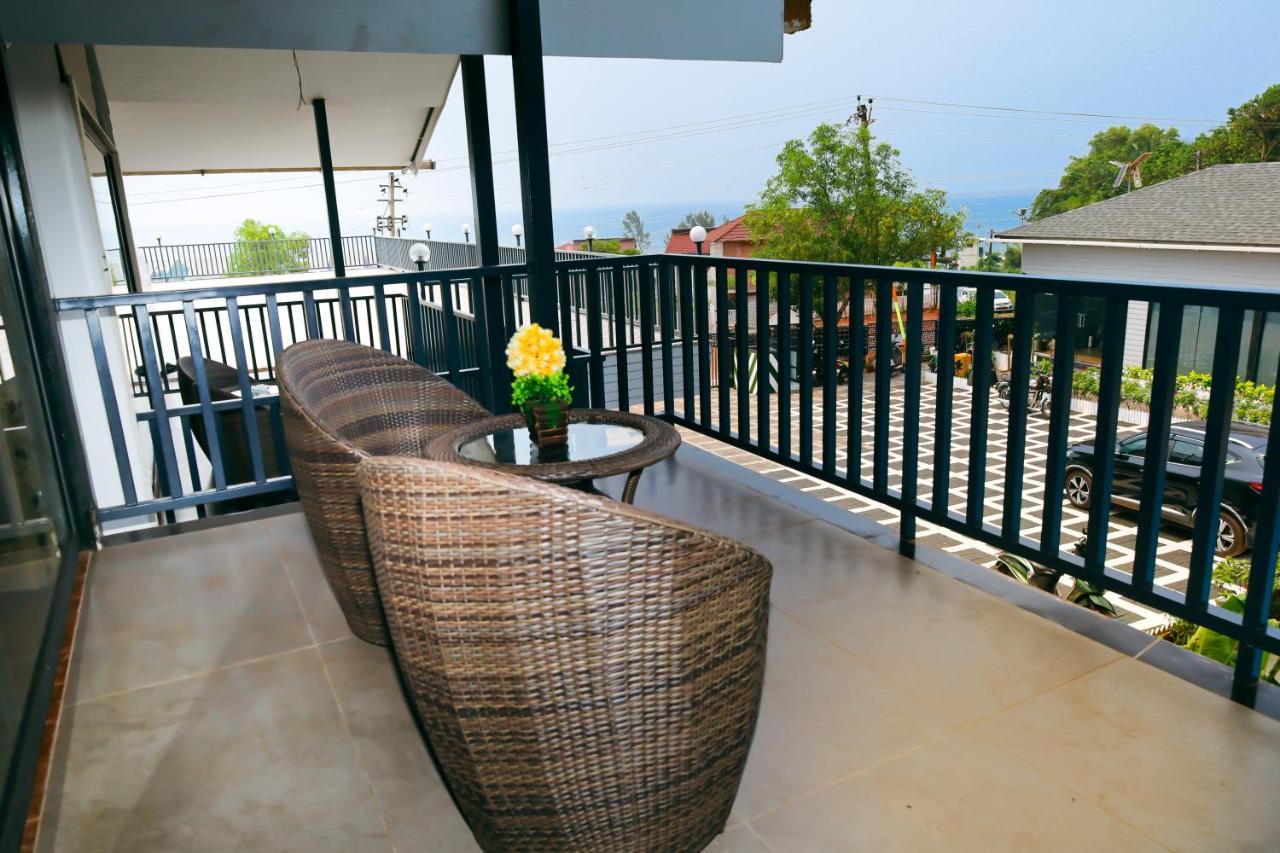 Oralia Resort Ashvem Beach ภายนอก รูปภาพ
